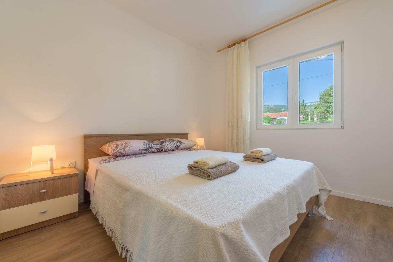 Apartmani Dupor Gornji Karin Exterior photo